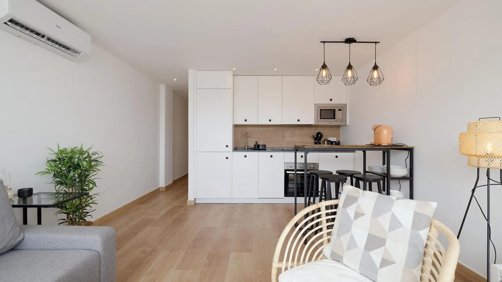Mirador Torremolinos Pool Apartment